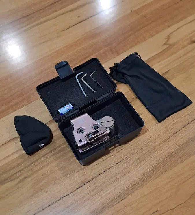 EoTech Holographic-Style Red Dot Sight | $70 |