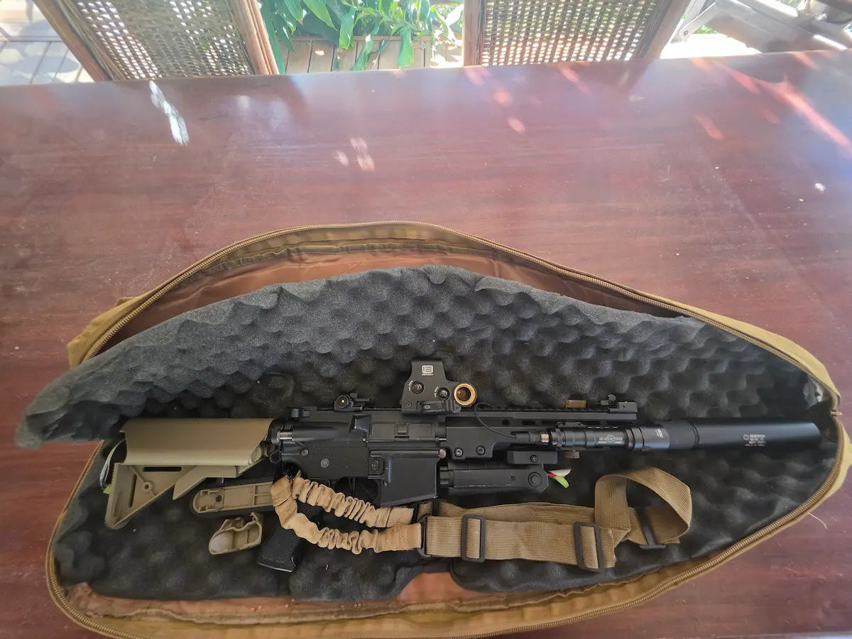 Well M4 Gel Blaster with Torch, Mock Suppressor & 2 Mags (Used)