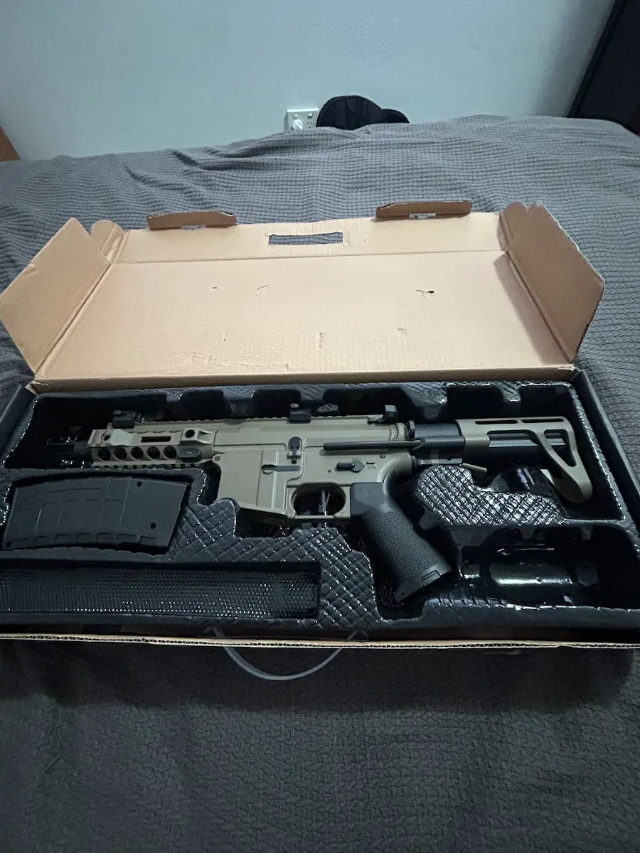 Well M4 CQB Full Metal Gel Blaster (Like New)